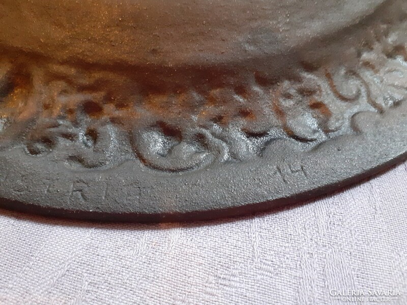 Cast iron bowl marked, mythological scene stove snow colored black iron decorative wall bowl