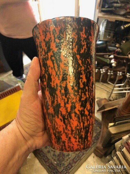 Tófej ceramic vase, fluted, 24 cm high.