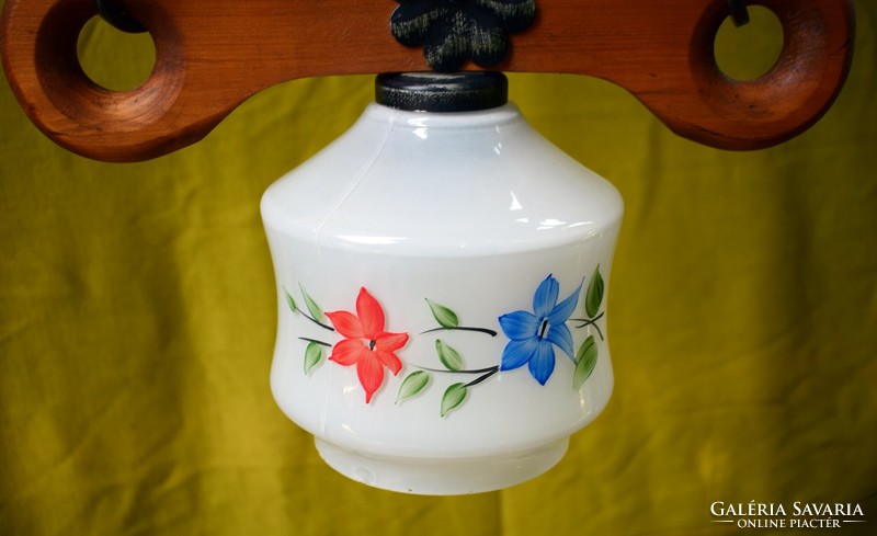 Csillár rusztikus népi hangulatú menyezeti lámpa festett fehér üveg búra 80-es évek 86x36x15,5 cm