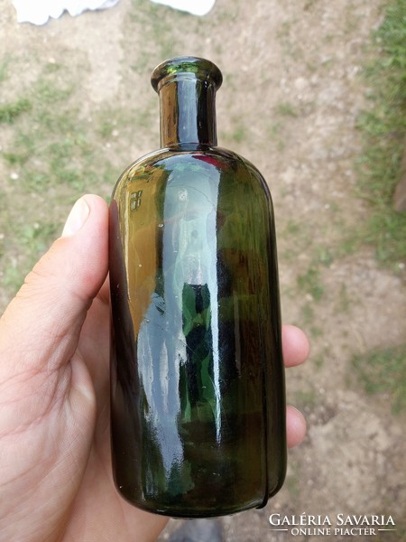 Old pharmacy, dark green bottle, 200 ml