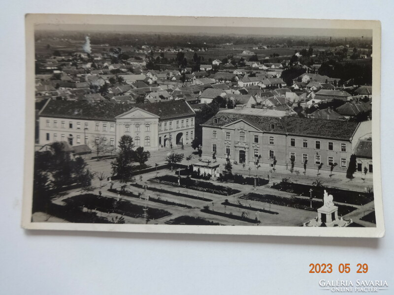 Old postcard: Nagykőrös, skyline with Heroes' Square