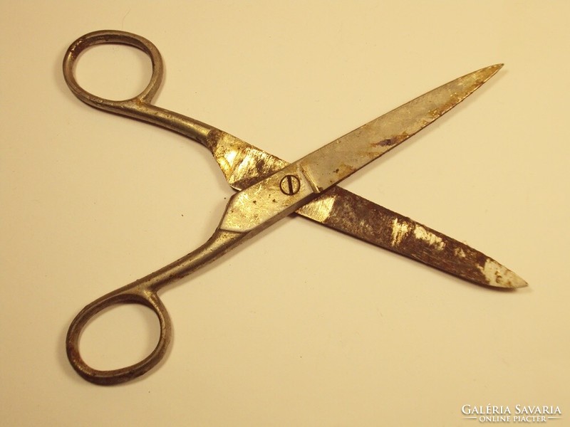 Old antique iron scissors, length: 15.5 cm