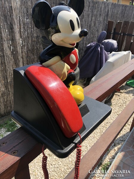 Mickey mouse phone from the 1990s, real retro.