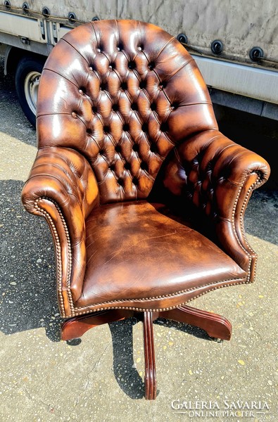 A692 chesterfield boss leather swivel chair, desk chair