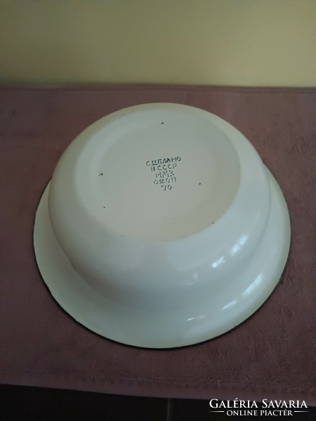 Enameled white bowl for sale