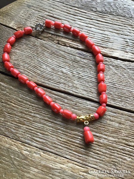 Painted coral necklace