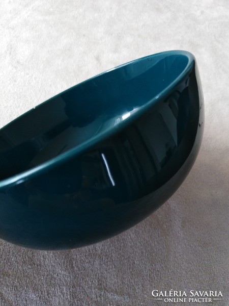 Ceramic serving bowl - melitta