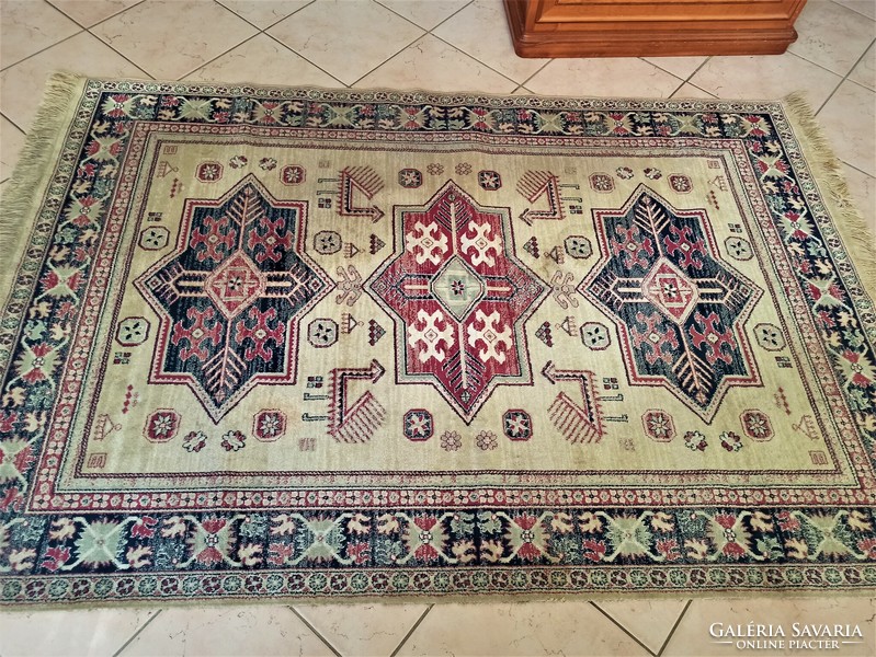 Caucasian carpet with animal depictions - 115x180 cm