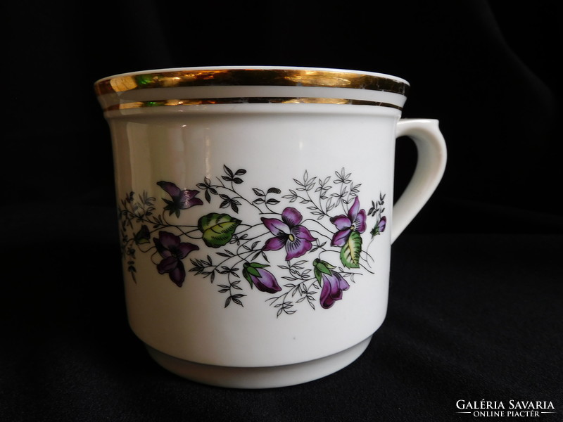 Half-liter bohemian mug with violet pattern