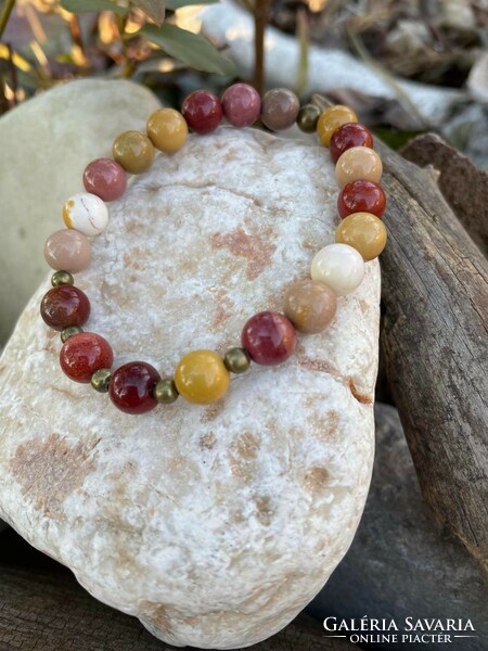 Change mokaite jasper bracelet with metal beads