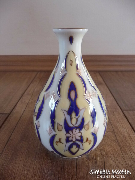 Old Zsolnay vase with Persian pattern