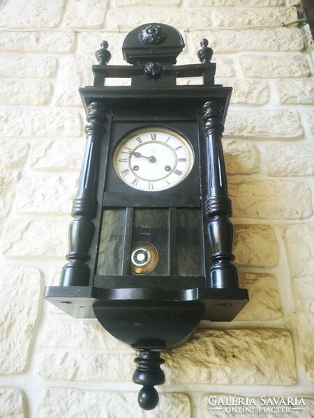 Antique 2nd Vilàhà wine German wall clock fridrich mauthe gmbh. Bim-bam wall clock with half strike. Eagle