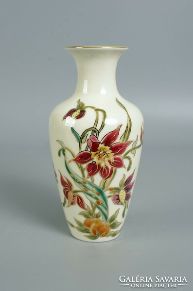 Rare Zsolnay orchid pattern vase 16cm