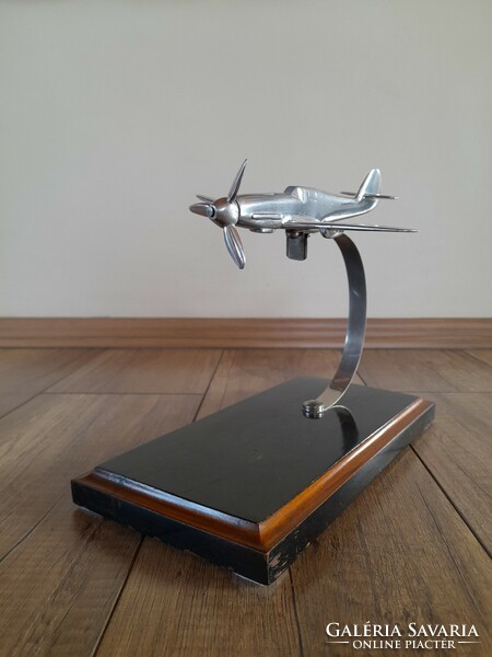 Old airplane table decoration