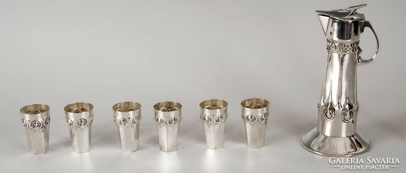Silver art nouveau pourer with 6 glasses
