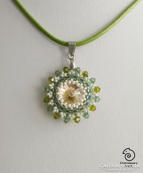 "Green Mandala Beading Set" Swarovski kristályos zöld-bézs gyöngyfűzött szett