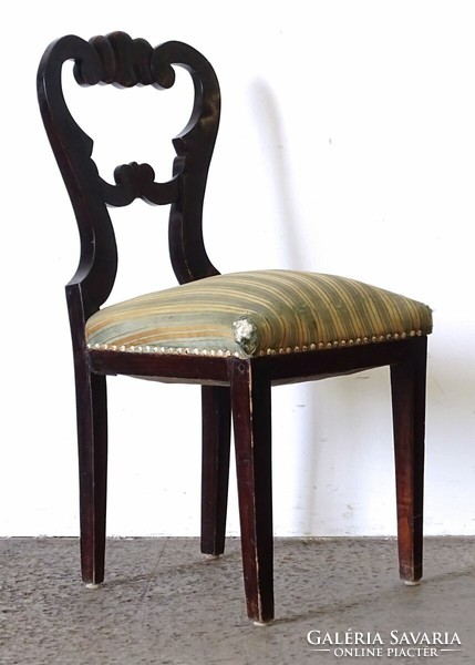 1A827 antique riveted Biedermeier chair with back (green-yellow striped)