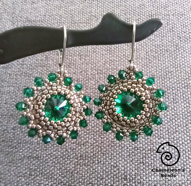 "Emerald-Steel Mandala Beading Earrings" Swarovski kristályos smaragd-acél gyöngyfűzött fülbevaló