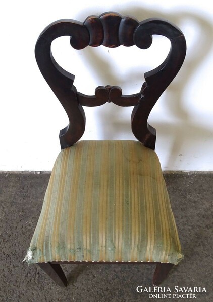 1A827 Antik szegecselt Biedermeier támlás szék (Zöld-sárga csíkos)