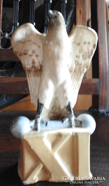 Eagle - royal dux - porcelain statue