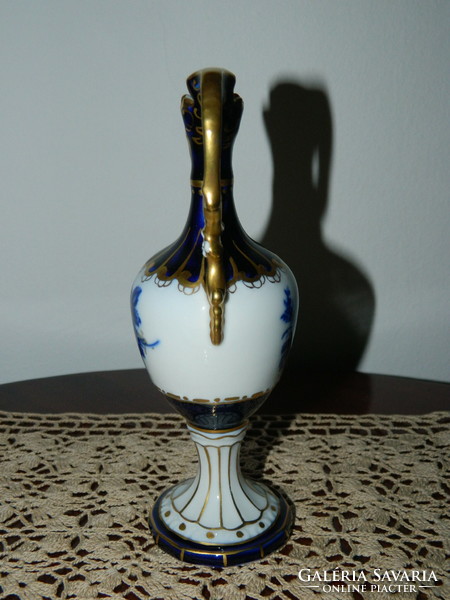 Royal dux amphora vase