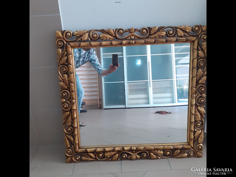 Flawless gilded Florentine mirror