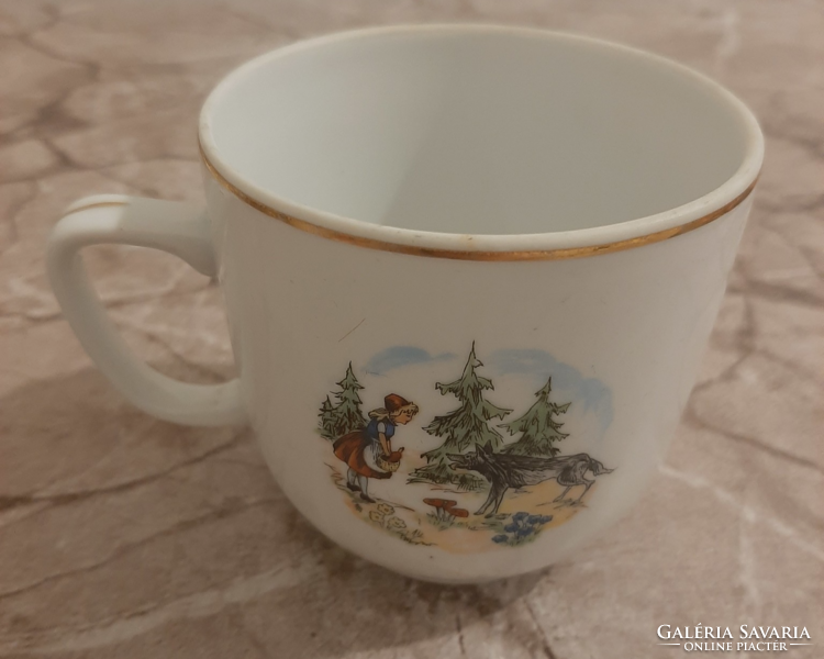 Old retro fairy-tale pattern Raven House porcelain mug, children's mug red-faced and the wolf