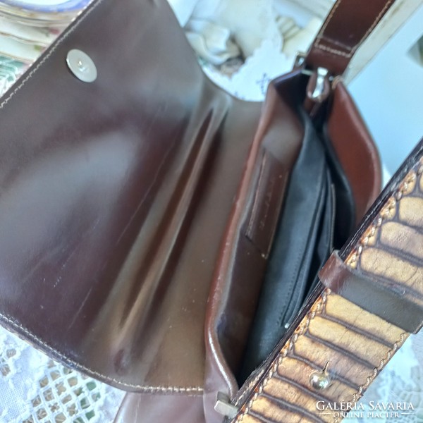 Women's leather bag/reticle