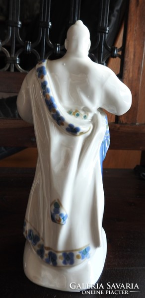 Oriental figure - porcelain sculpture