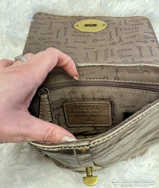 Fossil bag