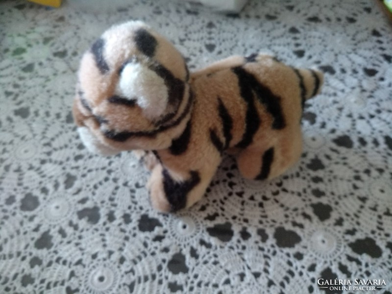 Plush tiger, negotiable