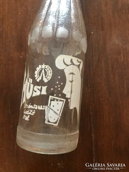 Hűsi carbonated soft drink bottle / bottle with buckle. Height: 24 cm, diameter: 19 cm