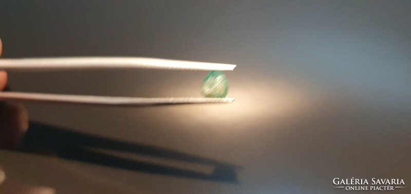 Colombian emerald 0.52 carats. With certification.