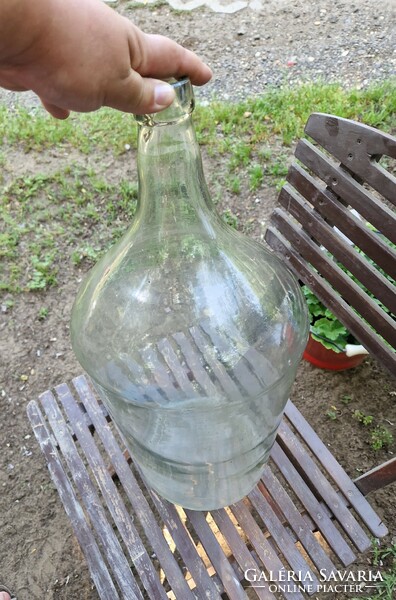 Demizson üveg palack