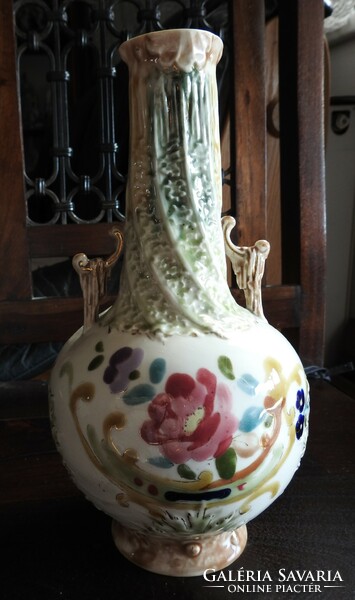 Antik jelzett majolika füles váza