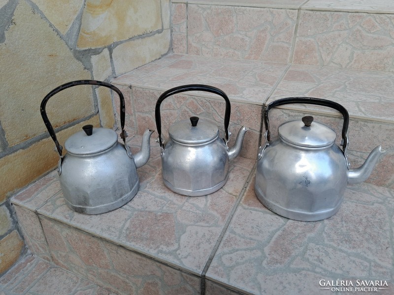 Aluminum teapot, a piece of nostalgia, rustic decoration, collector's beauty