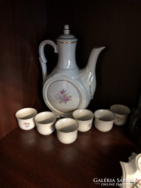 Porcelain drinking set (Bulgarian)
