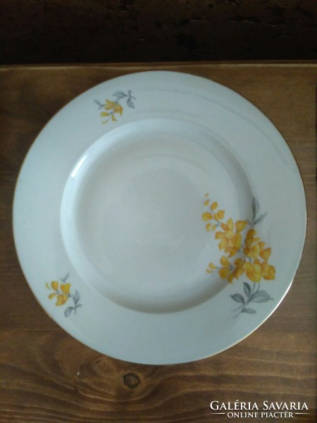 Zsolnay tányér