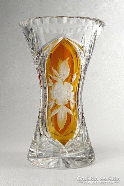 1H716 old amber colored crystal vase 18.5 Cm