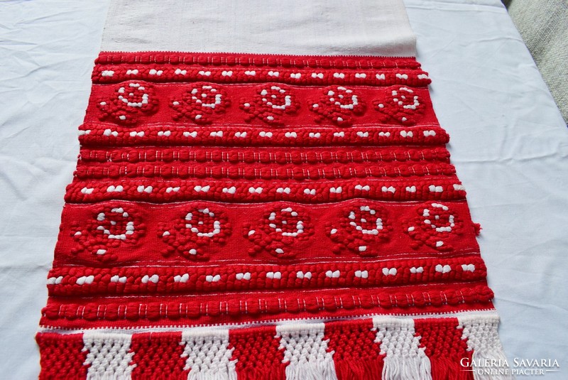 Woven linen Transylvanian runner, decorative tablecloth 101 x 36 cm + 2x 14 cm fringe
