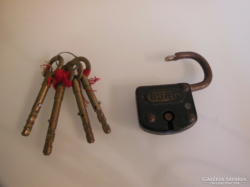 Keys copper + padlock - antique - 7.5 x 2 cm - 6.5 x 4.5 cm - perfect