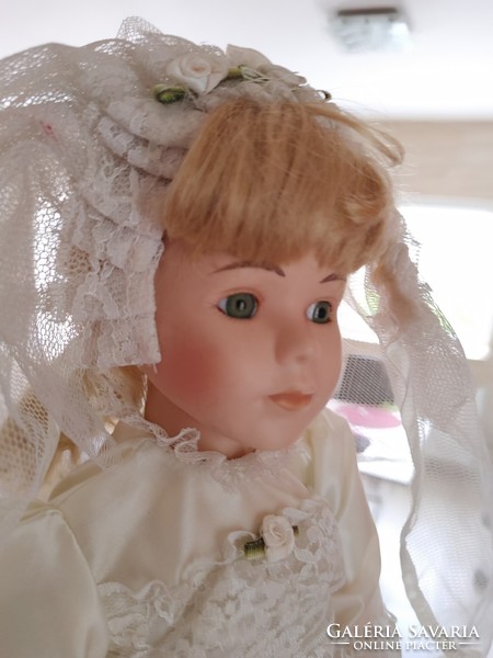 The classique collection porcelain doll crystal ceramic dolls bisque vintage doll