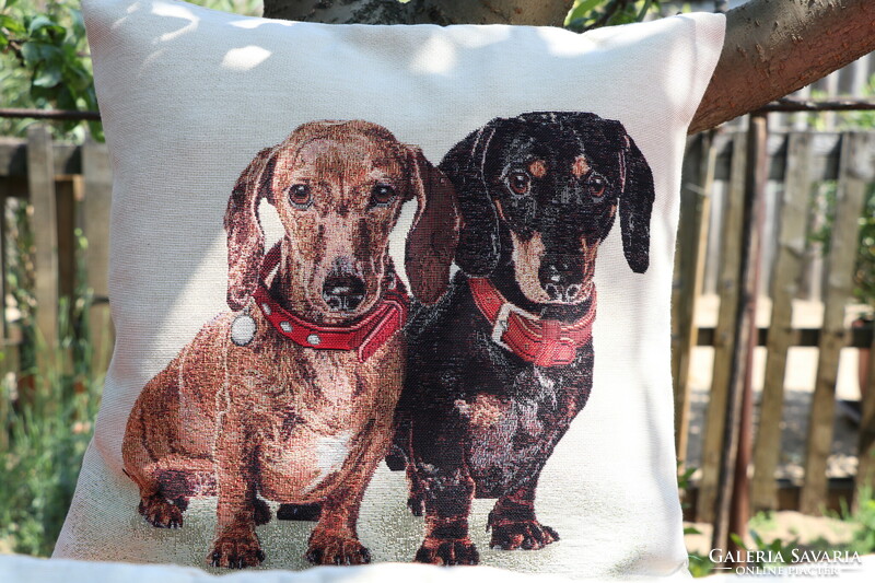 Machine-made tapestry pillowcases in a pair,,dachshund,,
