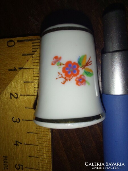 Ravenclaw thimble with flower and butterfly pattern