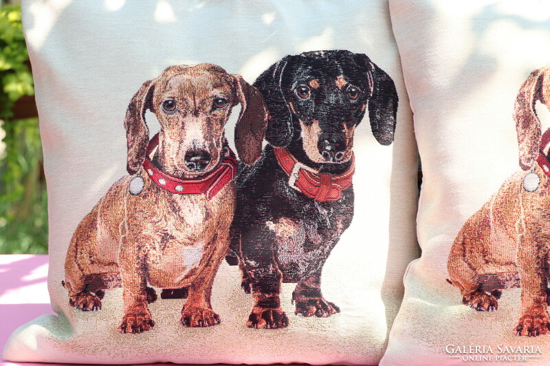 Machine-made tapestry pillowcases in a pair,,dachshund,,