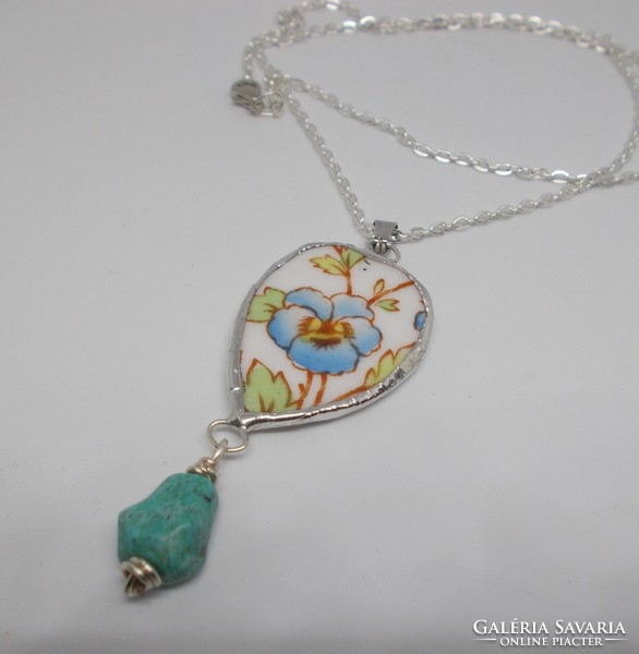 Handmade necklace made of royal albert porcelain using the tiffany technique