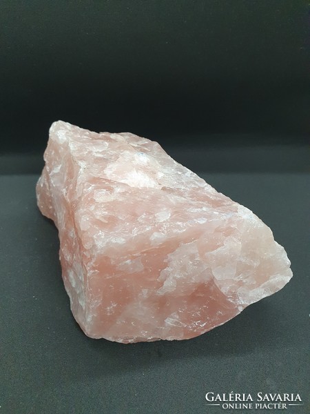 Rózsakvarc ásvány tömb 1,8 kg