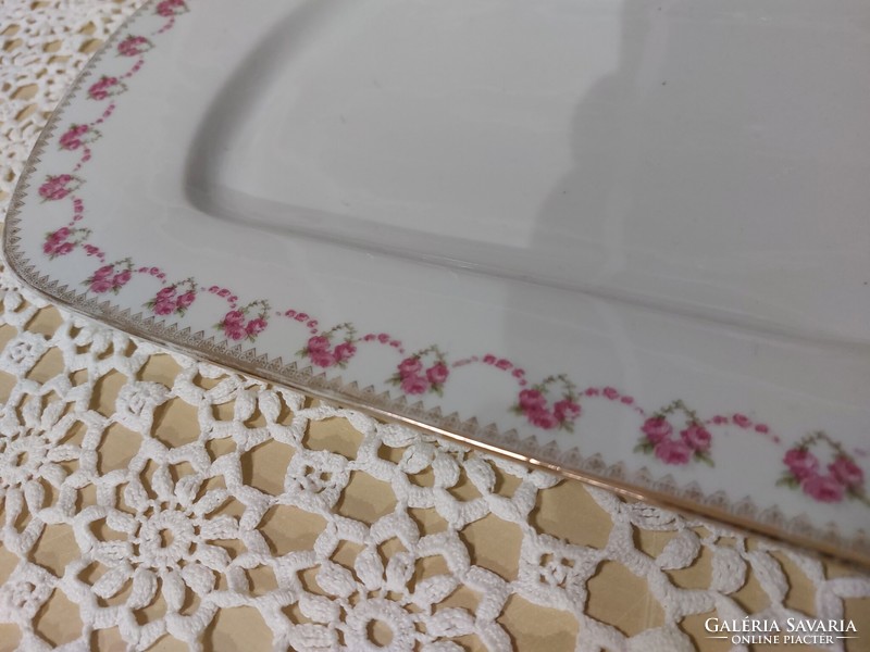 Beautiful rose pattern, gold edge, huge porcelain centerpiece, offering bowl