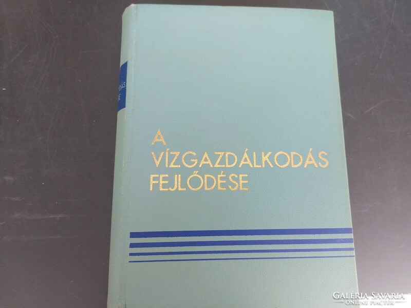 Vízgazdálkodásról szóló 3 régi könyv egyben. 2500.-Ft