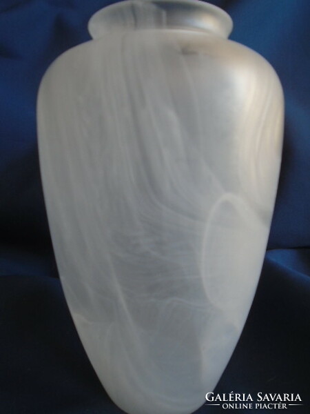 The vase by Kosta Ulrika Heidmann, made with very special technology, is 21 cm high in display case condition